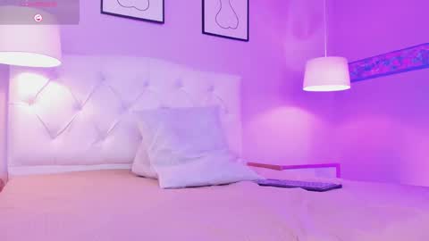 Snapshot of jenny_golden1 chatting on 20, 2, 2025 Jenny  online show from 20, 2, 2025