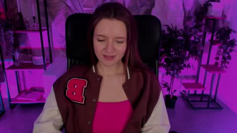 Snapshot of jennydens chatting on 19, 12, 2024 Jenny NO Nude online show from 19, 12, 2024