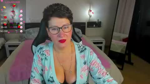 Snapshot of jennymons chatting on 12, 7, 2026 Jenny online show from 12, 7, 2026