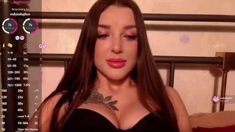 Snapshot of jennyruthjn chatting on 12, 1, 2026 Jenny online show from 12, 1, 2026