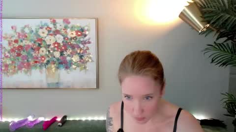 Snapshot of jennysrooom chatting on 10, 2, 2026 Jenny online show from 10, 2, 2026