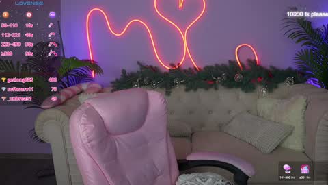 Snapshot of jennyyluv chatting on 7, 1, 2025 JENNY online show from 7, 1, 2025