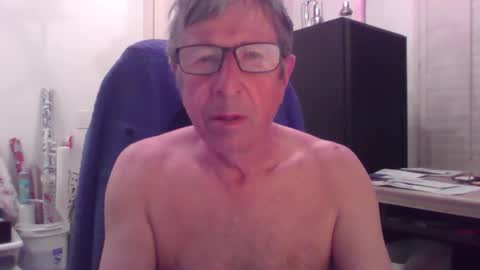 Snapshot of jep56 chatting on 10, 3, 2025 jep56 online show from 10, 3, 2025