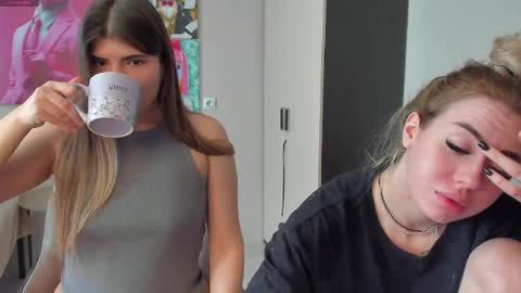 Hi hi We are Jessie and Betti online show from 1, 3, 2025