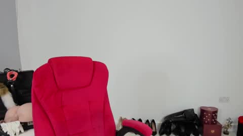 MistressJesicaCoper online show from 14, 12, 2024