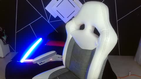 Snapshot of jesiclark chatting on 3, 12, 2024 sofi online show from 3, 12, 2024