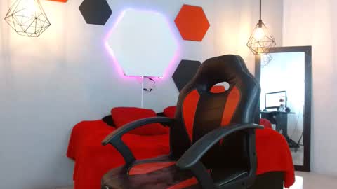 Snapshot of jesiclark chatting on 27, 2, 2025 sofi online show from 27, 2, 2025