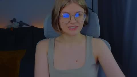 Snapshot of jess0e9 chatting on 23, 10, 2025 JessieVibes online show from 23, 10, 2025
