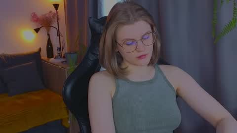  JessieVibes online show from 12, 4, 2026