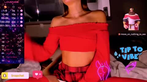 Snapshot of jess_kahawaty chatting on 8, 12, 2024 Jess online show from 8, 12, 2024