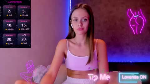 Snapshot of jess_kahawaty chatting on 16, 9, 2025 Jess online show from 16, 9, 2025