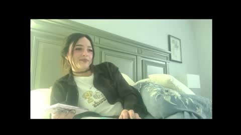 Jessa Lynn online show from 5, 3, 2025