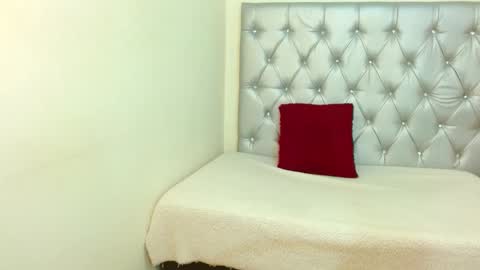 Snapshot of jessicarabbit4 chatting on 28, 10, 2025 jessicarabbit4 online show from 28, 10, 2025