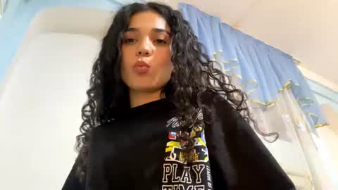 Elly online show from 7, 7, 2026