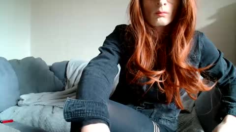 Snapshot of jessiesmithslut chatting on 3, 1, 2025 jessie smith online show from 3, 1, 2025