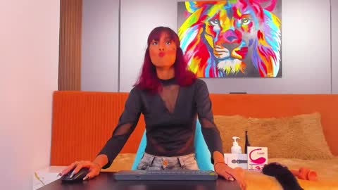 Snapshot of jessy_skinny_ chatting on 19, 10, 2025 Jessy online show from 19, 10, 2025