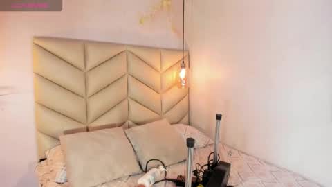 Snapshot of jesysoz_23 chatting on 16, 9, 2025 Jessica online show from 16, 9, 2025