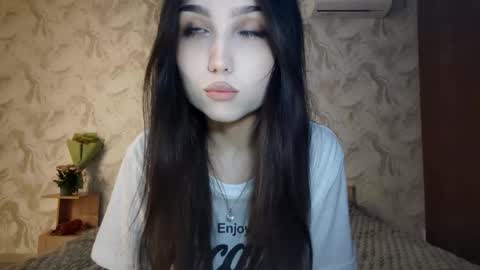 I am Gina ntmu Lets hit 10 Thumbs Up together online show from 16, 3, 2026