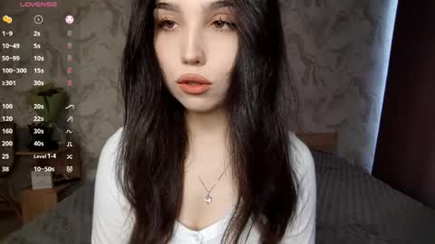 I am Gina ntmu Lets hit 10 Thumbs Up together online show from 9, 4, 2026