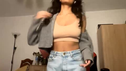 Snapshot of jettycuteeva chatting on 4, 11, 2025 Eva online show from 4, 11, 2025