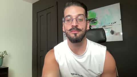 Snapshot of jeunemek00779042 chatting on 7, 10, 2025 JEUNEMEK007 online show from 7, 10, 2025