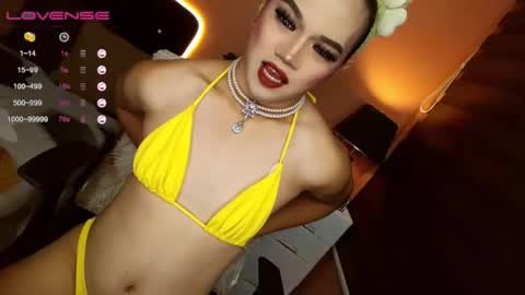 Snapshot of jhenagoddess chatting on 10, 11, 2025 JHENA online show from 10, 11, 2025