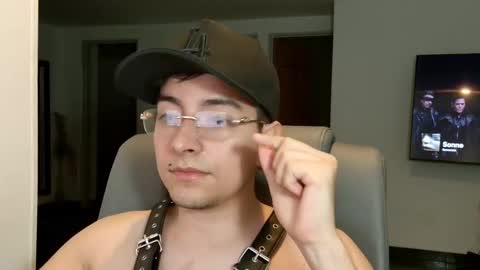 Snapshot of jhoan_saenz chatting on 15, 9, 2025 Jhoan Saenz online show from 15, 9, 2025