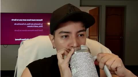 Snapshot of jhoan_saenz chatting on 10, 10, 2025 Jhoan Saenz online show from 10, 10, 2025