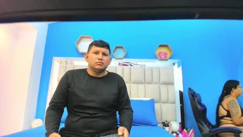 Snapshot of jhon_and_catalina chatting on 7, 10, 2025 jhon_and_catalina online show from 7, 10, 2025