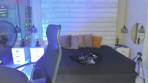 John Bear.... online show from 15, 4, 2026