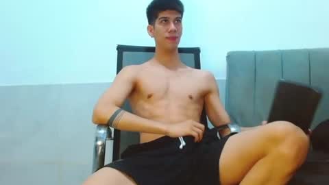 Snapshot of jhony_sex3 chatting on 12, 6, 2026 jhony_sex3 online show from 12, 6, 2026