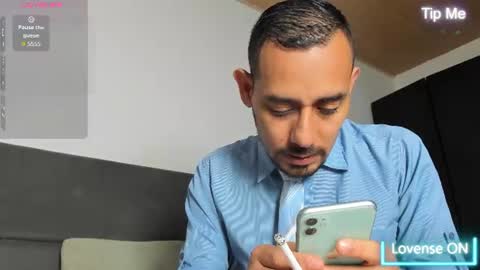 Jhony Alzate online show from 23, 6, 2026