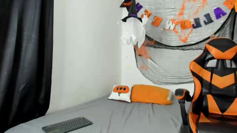 jhosep_hamilton online show from 17, 10, 2025