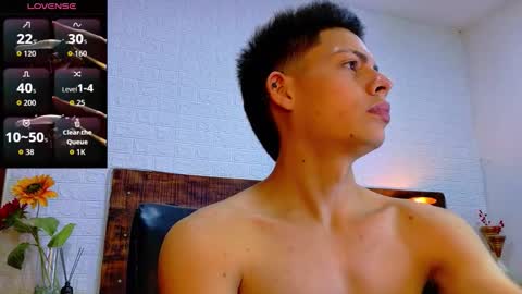 Snapshot of jhosuavega chatting on 27, 10, 2025 jhosuavega online show from 27, 10, 2025