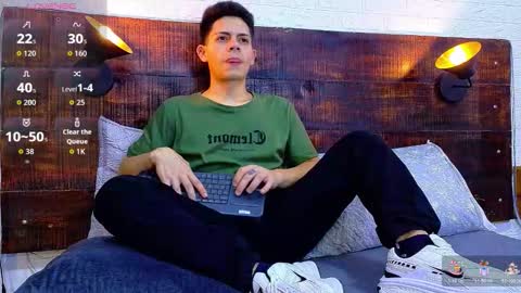 Snapshot of jhosuavega chatting on 4, 12, 2025 jhosuavega online show from 4, 12, 2025