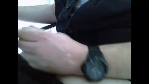 Snapshot of jibey2512 chatting on 3, 10, 2025 jibey2512 online show from 3, 10, 2025