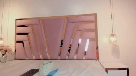 Jiggly online show from 11, 11, 2025