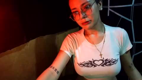 jillian_fuckdoll online show from 25, 6, 2026