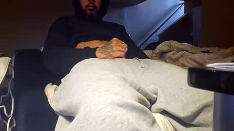 Snapshot of jillyjang202 chatting on 25, 11, 2025 HoopersRelease online show from 25, 11, 2025