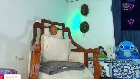 Snapshot of jimm66_ chatting on 17, 10, 2025 Jimm Independent Model online show from 17, 10, 2025
