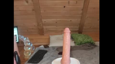 Snapshot of jimmy98000 chatting on 1, 1, 2025 jimmy98000 online show from 1, 1, 2025