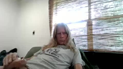 jizzmitten5 online show from 14, 6, 2026