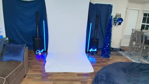 Snapshot of jizzyblue chatting on 7, 12, 2024 Jizzy Blue online show from 7, 12, 2024