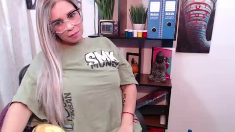 Snapshot of jjade_mooms chatting on 28, 2, 2025 Jade M online show from 28, 2, 2025