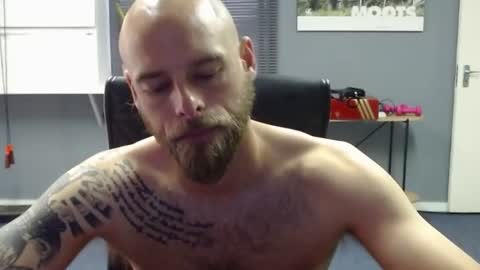 Snapshot of jjameson41 chatting on 16, 12, 2024 JamesJan van Rebel online show from 16, 12, 2024