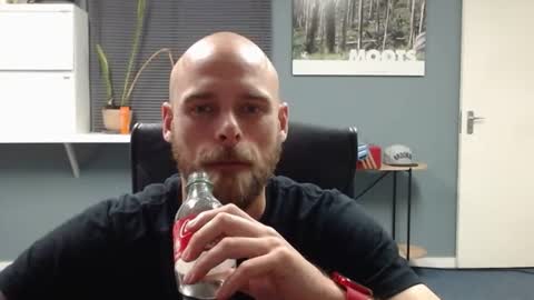 Snapshot of jjameson41 chatting on 16, 12, 2024 JamesJan van Rebel online show from 16, 12, 2024