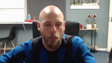 Snapshot of jjameson41 chatting on 15, 2, 2025 JamesJan van Rebel online show from 15, 2, 2025