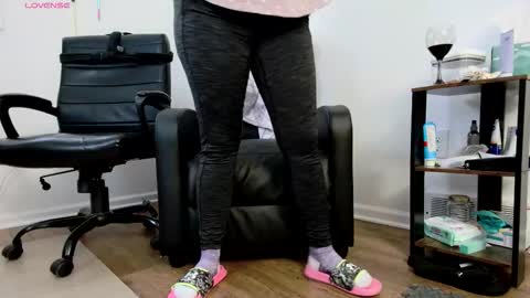 Nicole  Allen online show from 7, 2, 2026