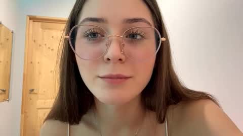 Snapshot of joanalkins chatting on 21, 11, 2025 Adel online show from 21, 11, 2025