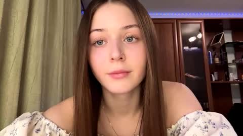 Snapshot of joanalkins chatting on 21, 12, 2025 Adel online show from 21, 12, 2025